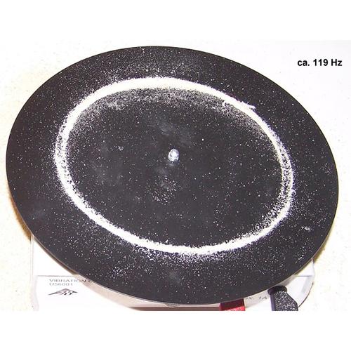 Chladni-Platte, rund, 
Zubehör Vibrationsgenerator
(3B Scientific, Art.-Nr.: 1000701) -
zur Erzeugung von Klangfiguren nach Chladni, 1000705 [U56005], Schwingungen